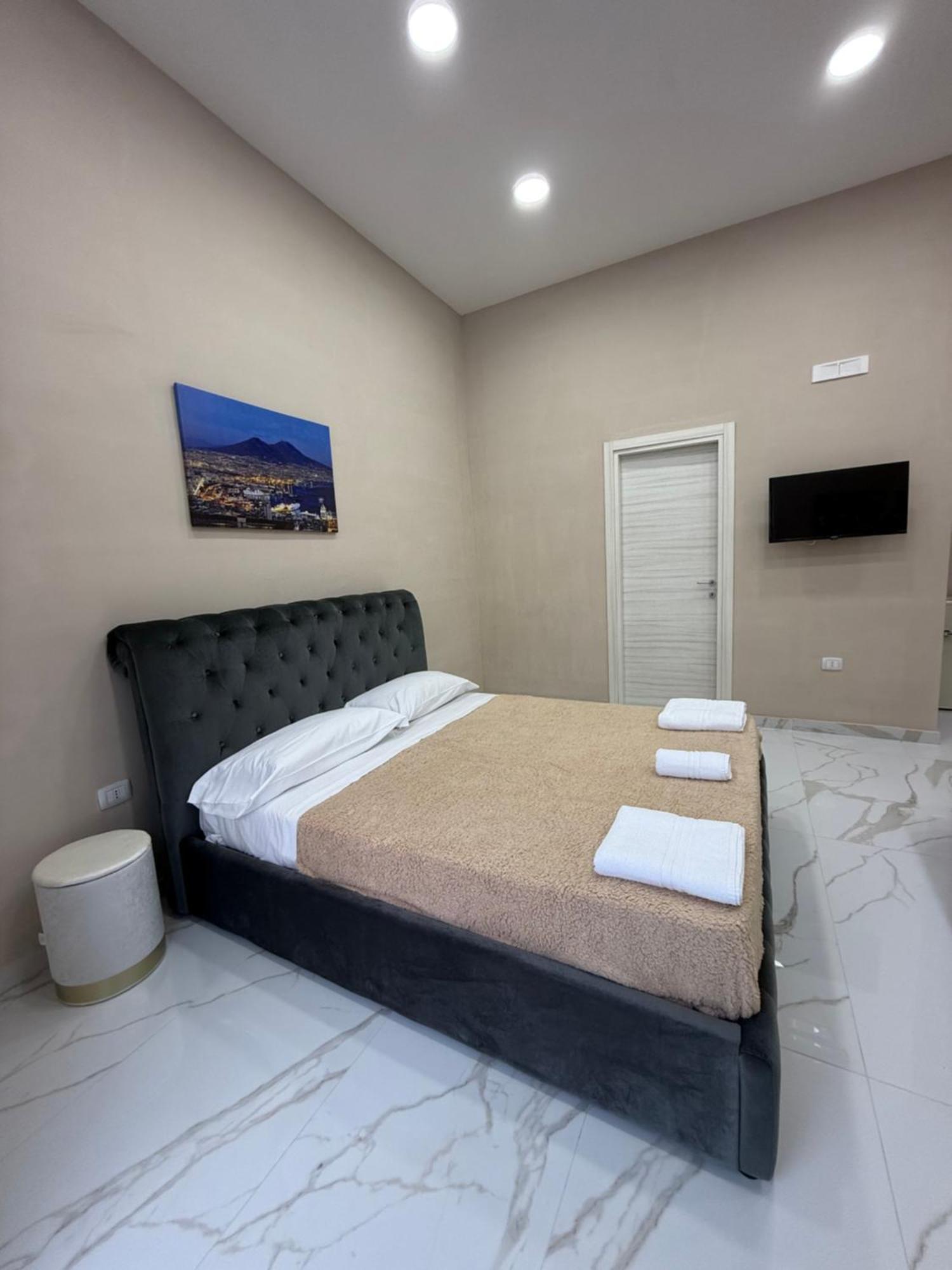 Apartamento Valentino Caracciolo 105 Nápoles Exterior foto