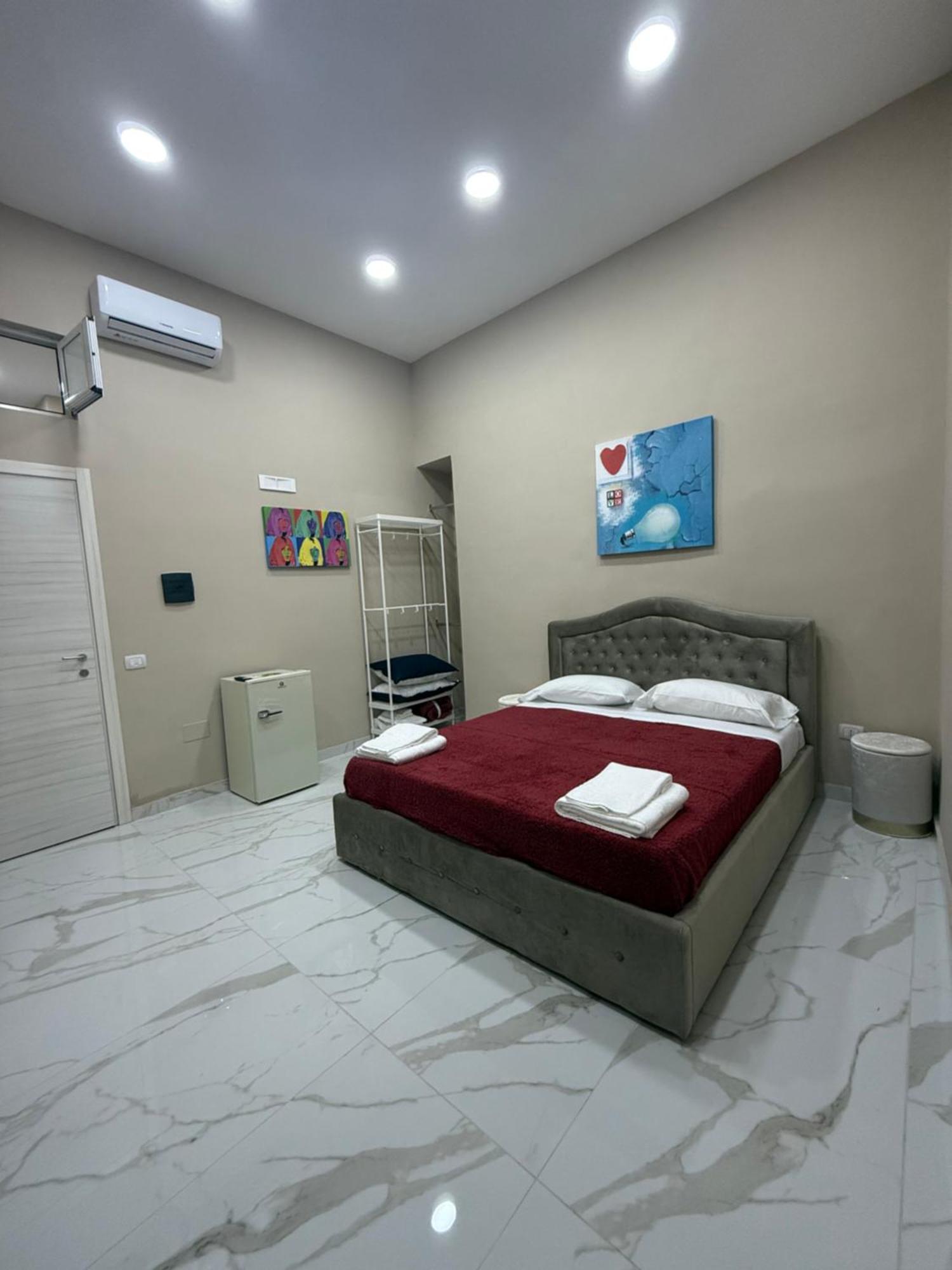 Apartamento Valentino Caracciolo 105 Nápoles Exterior foto