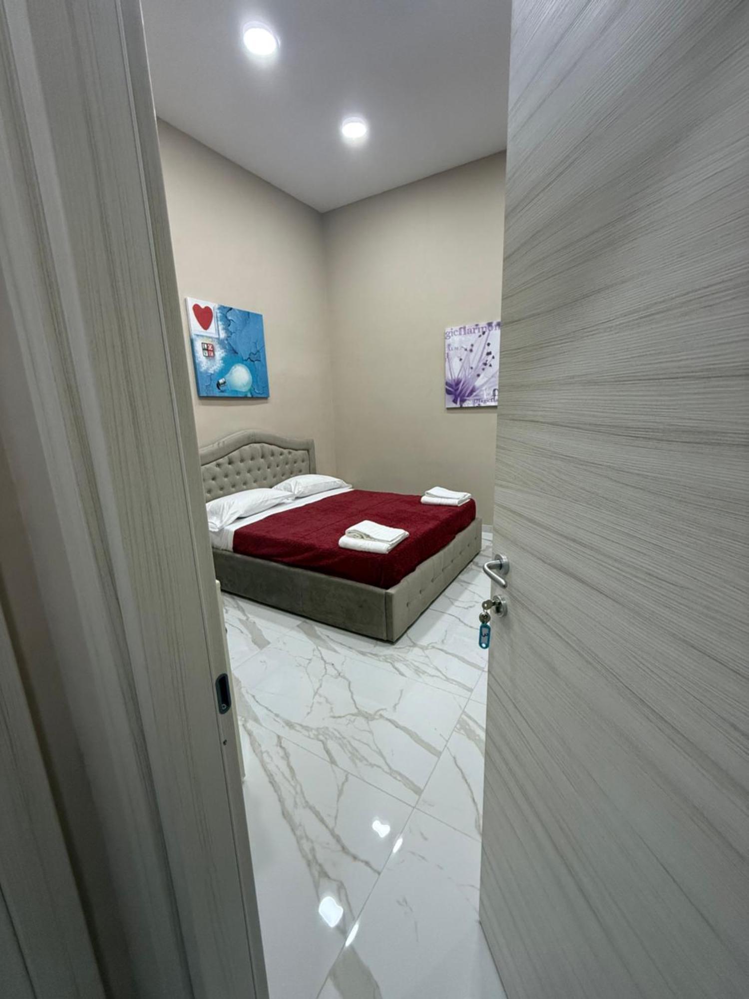 Apartamento Valentino Caracciolo 105 Nápoles Exterior foto