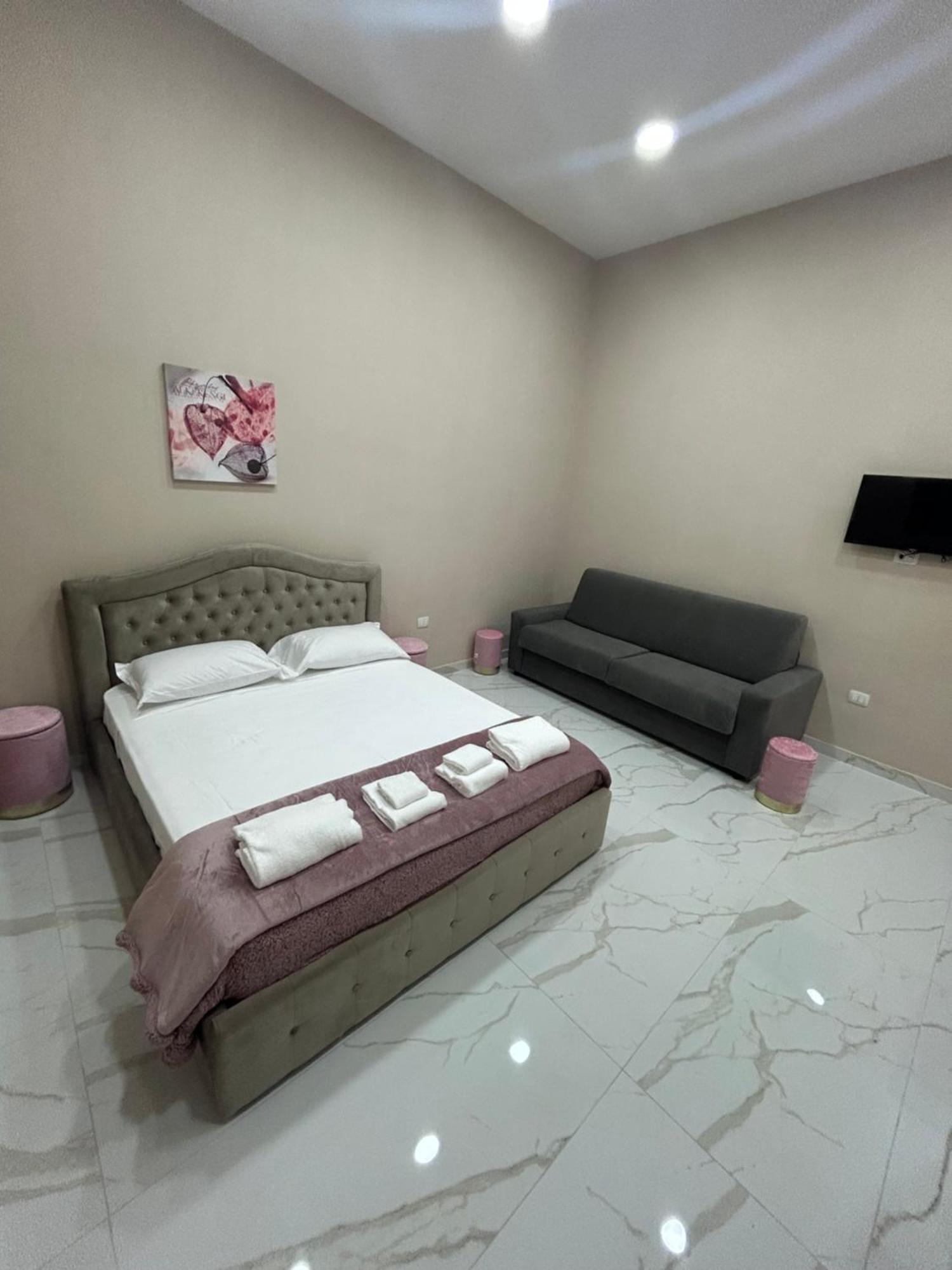 Apartamento Valentino Caracciolo 105 Nápoles Exterior foto