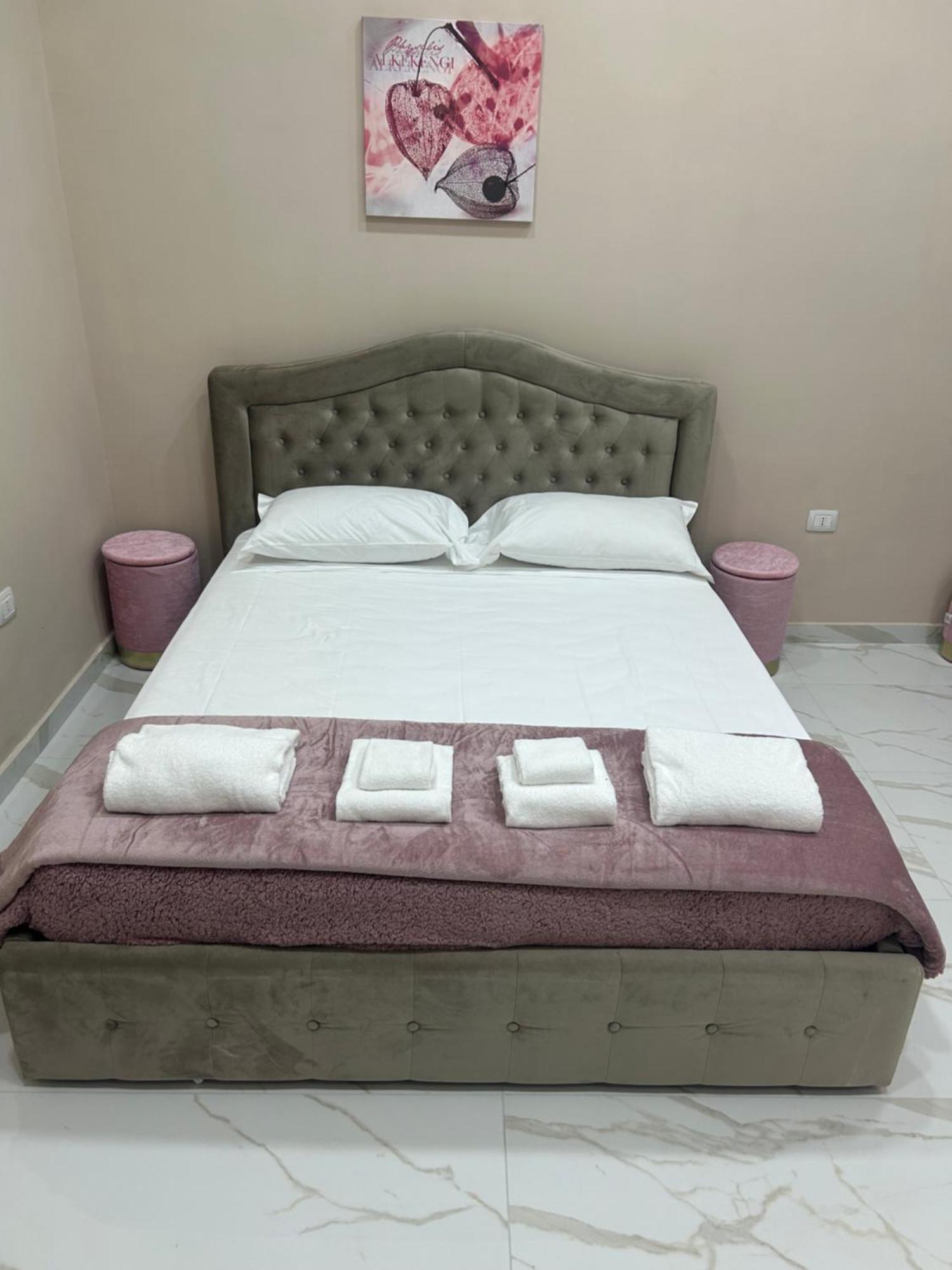 Apartamento Valentino Caracciolo 105 Nápoles Exterior foto