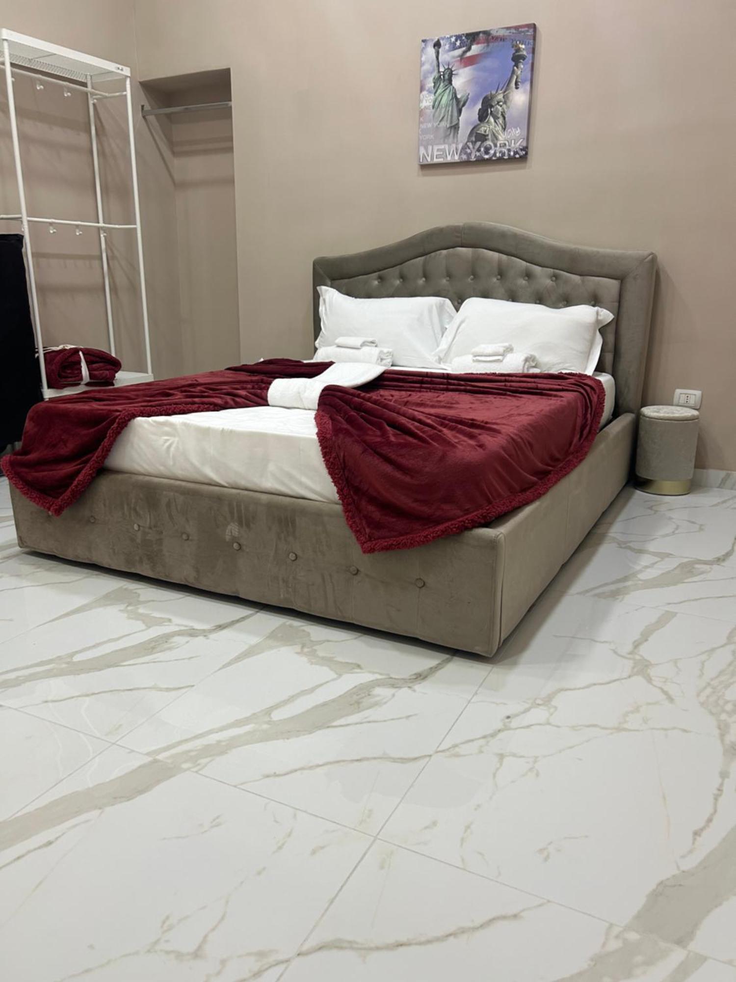 Apartamento Valentino Caracciolo 105 Nápoles Exterior foto