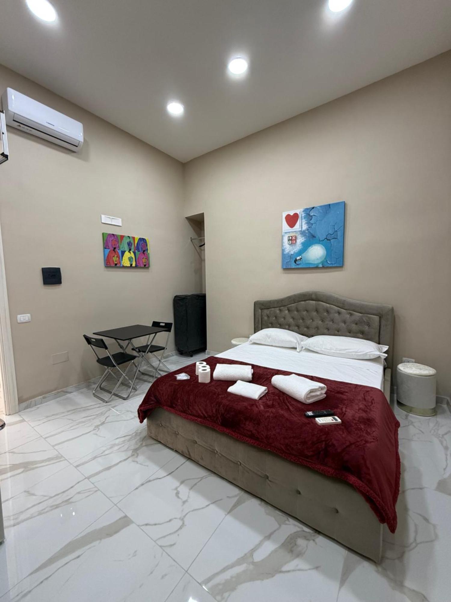Apartamento Valentino Caracciolo 105 Nápoles Exterior foto