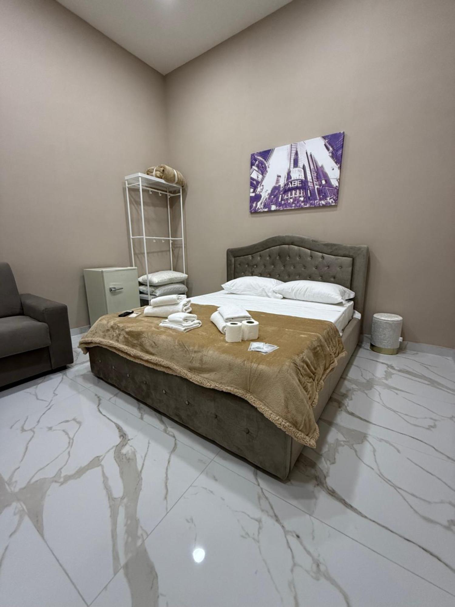 Apartamento Valentino Caracciolo 105 Nápoles Exterior foto