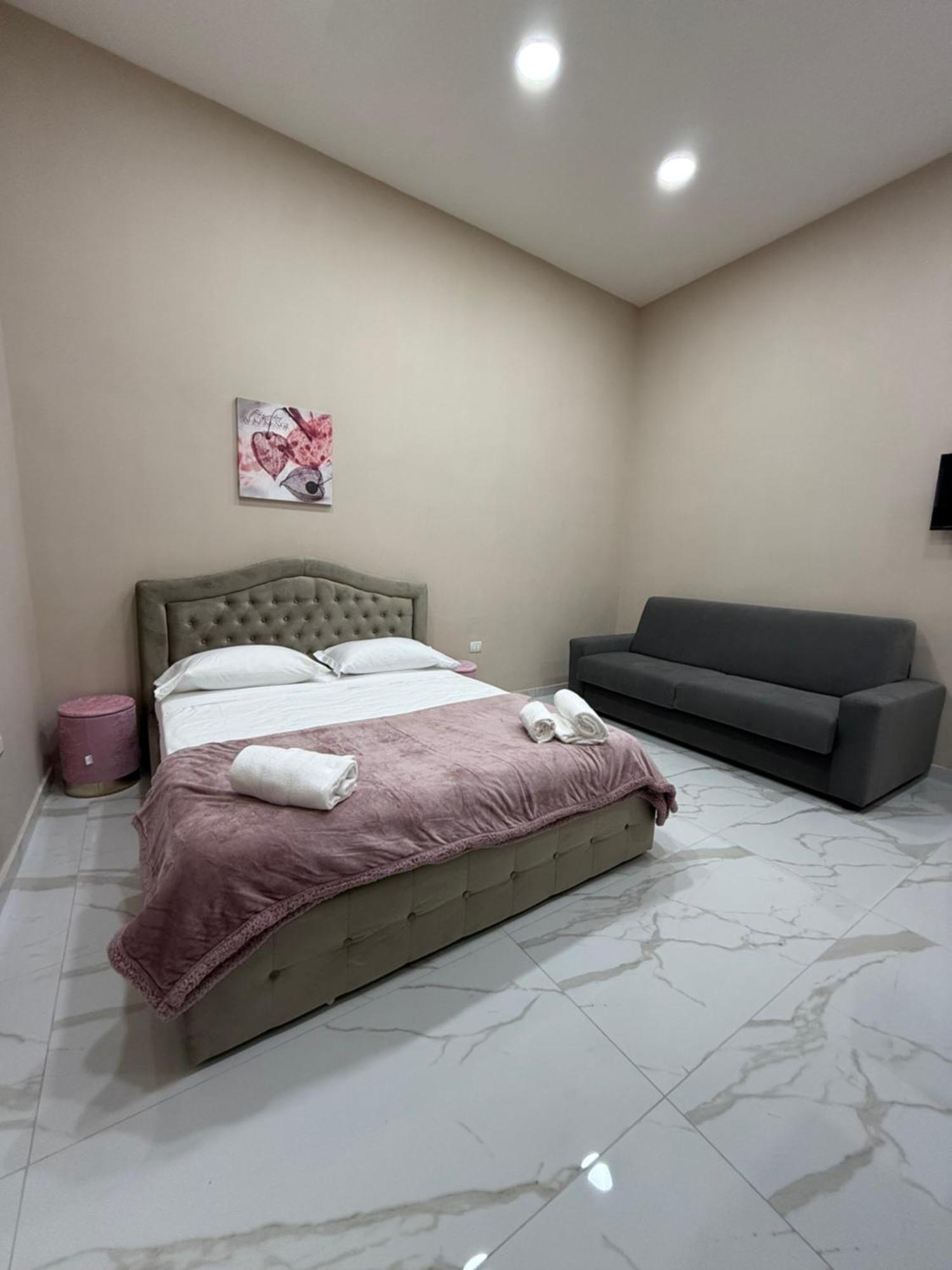 Apartamento Valentino Caracciolo 105 Nápoles Exterior foto