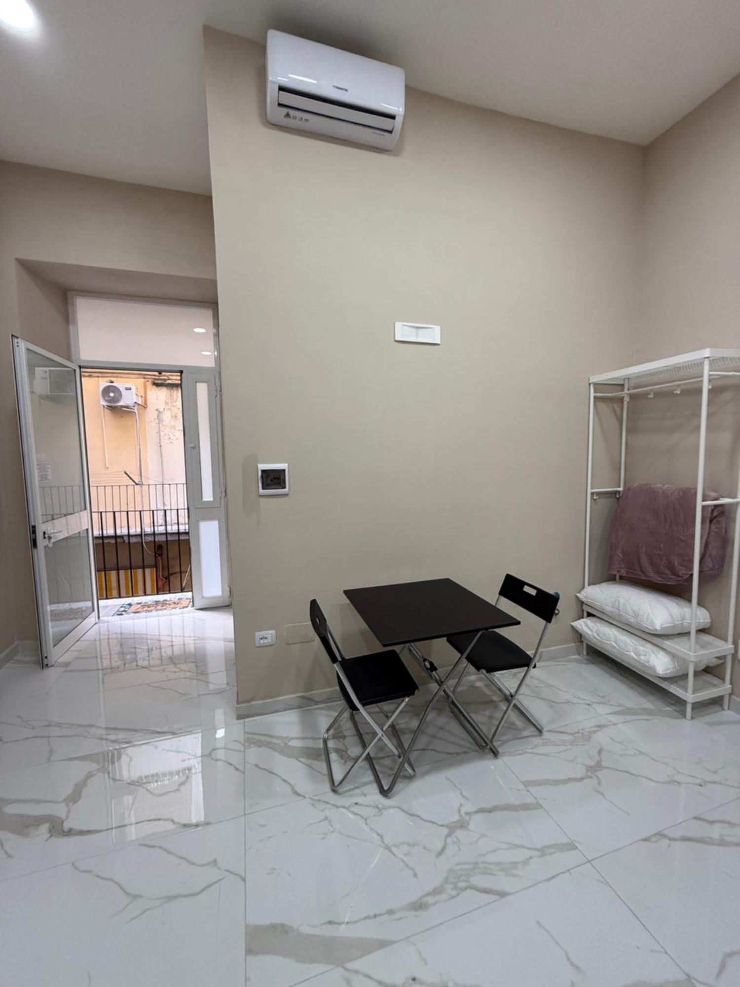 Apartamento Valentino Caracciolo 105 Nápoles Exterior foto