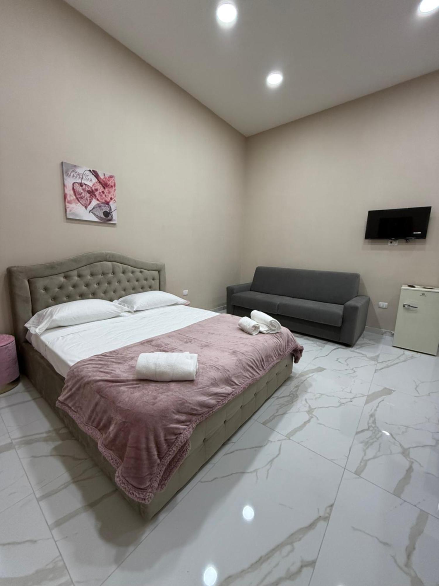 Apartamento Valentino Caracciolo 105 Nápoles Exterior foto
